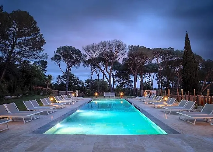 Chateau Du Parc - Gites & Spas A Pezenas